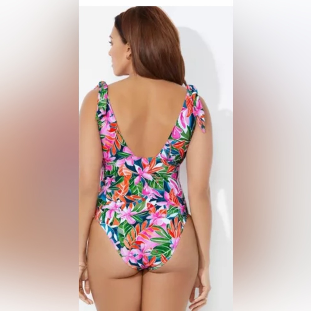 Swimsuits for All Tropical Floral  Swimsuit - Picture 2 of 8